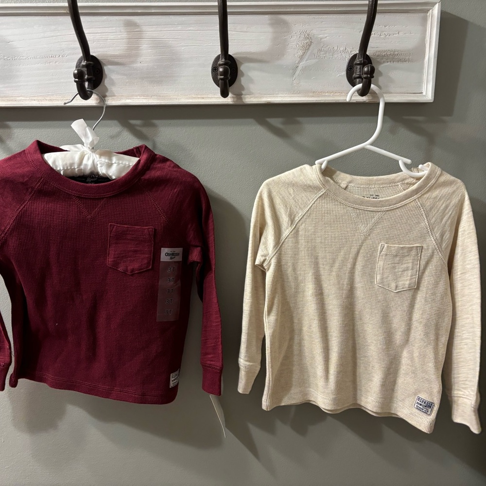 Oshkosh 2 pack long sleeve shirts.